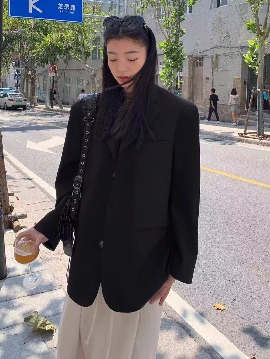 T1318 Women's suits