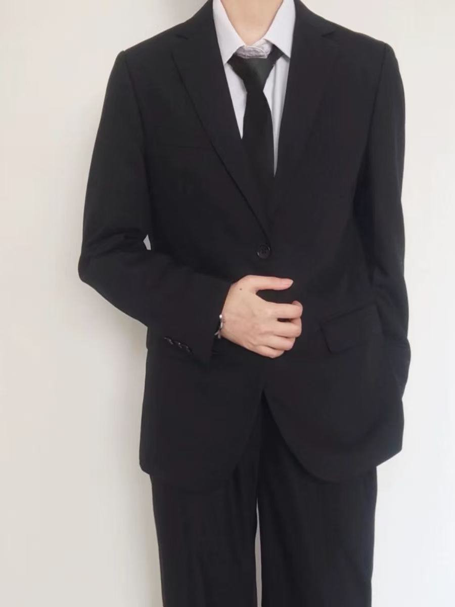 T1324 Men's suits