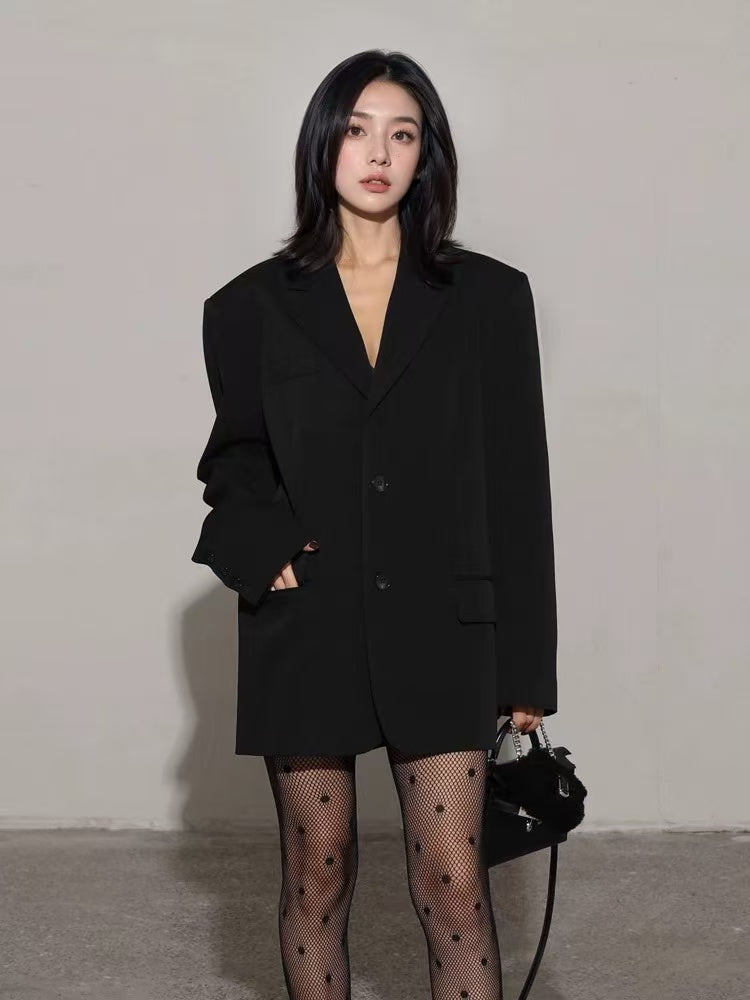 T1338  Women's suits