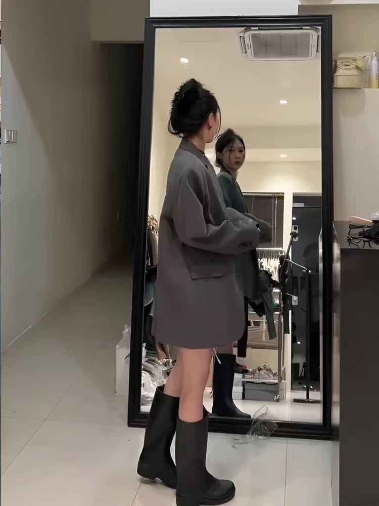 T1339 Women's suits