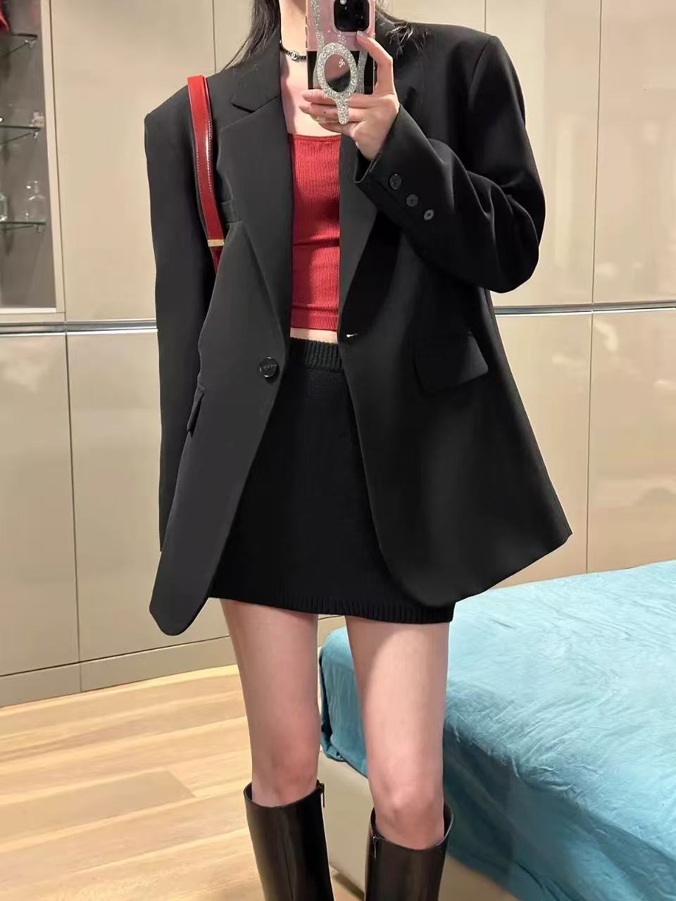 T1345 Women's suits
