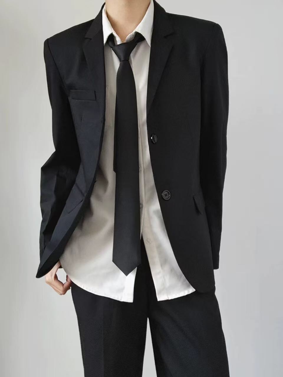 T1380 Men's suits
