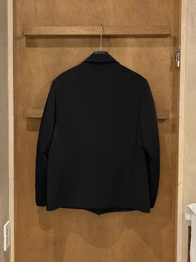 T1385 Men's suits