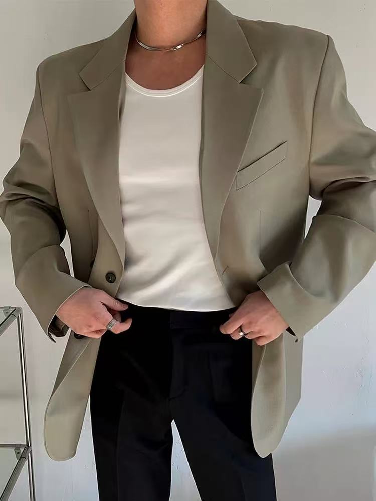 T1392  Men's suits