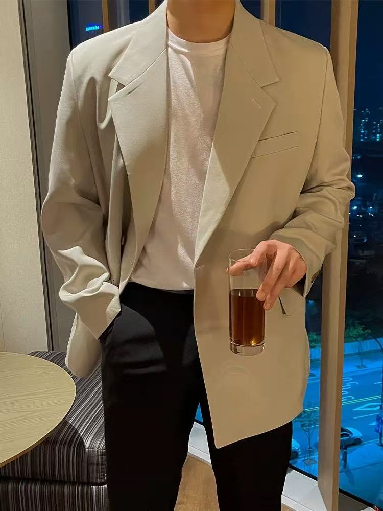 T1395  Men's suits