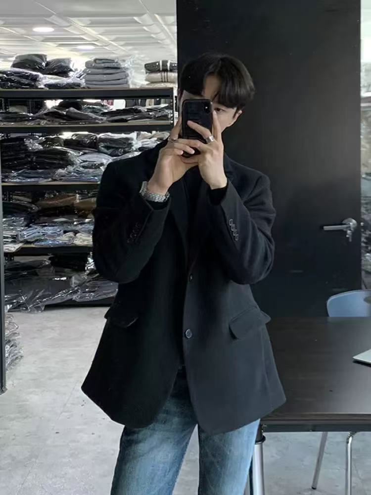 T1396  Men's suits