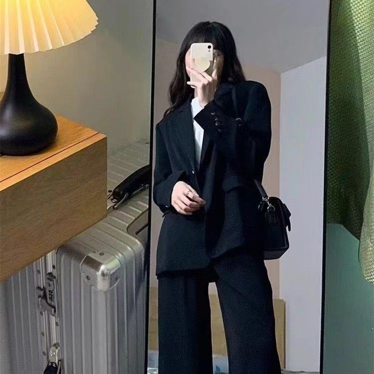 T1422 Women's suits