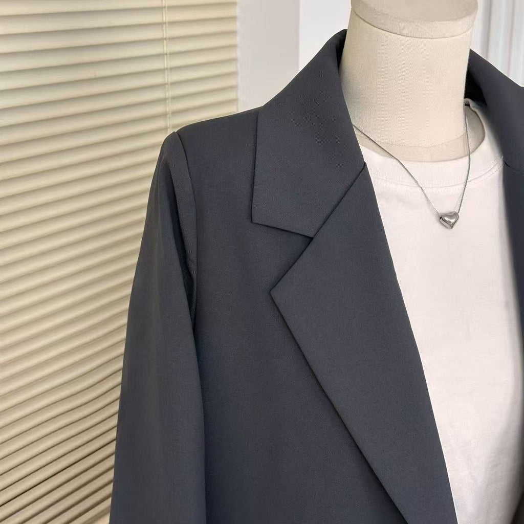 T1437  Men's suits