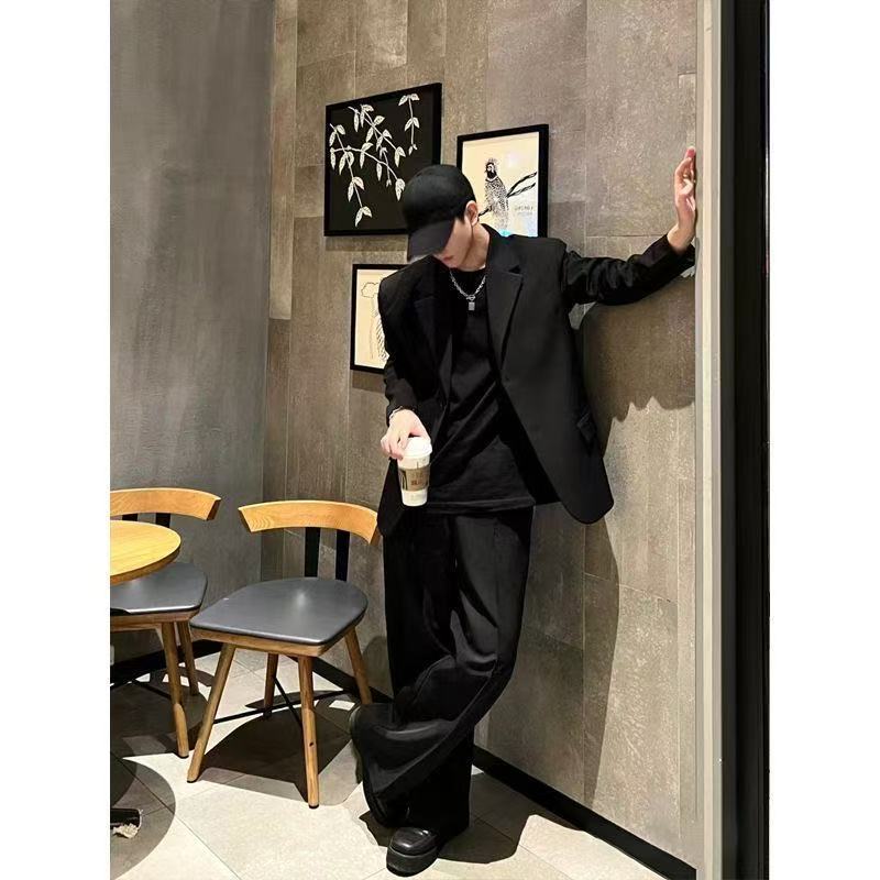 T1441 Men's suits