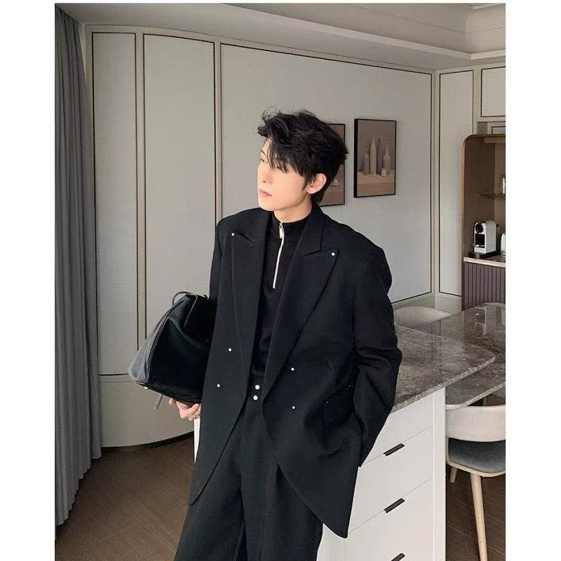 T1454  Men's suits
