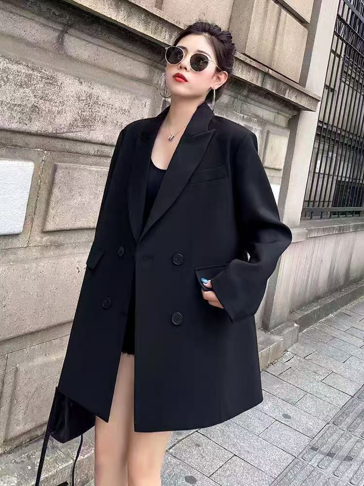 T1467 Women's suits