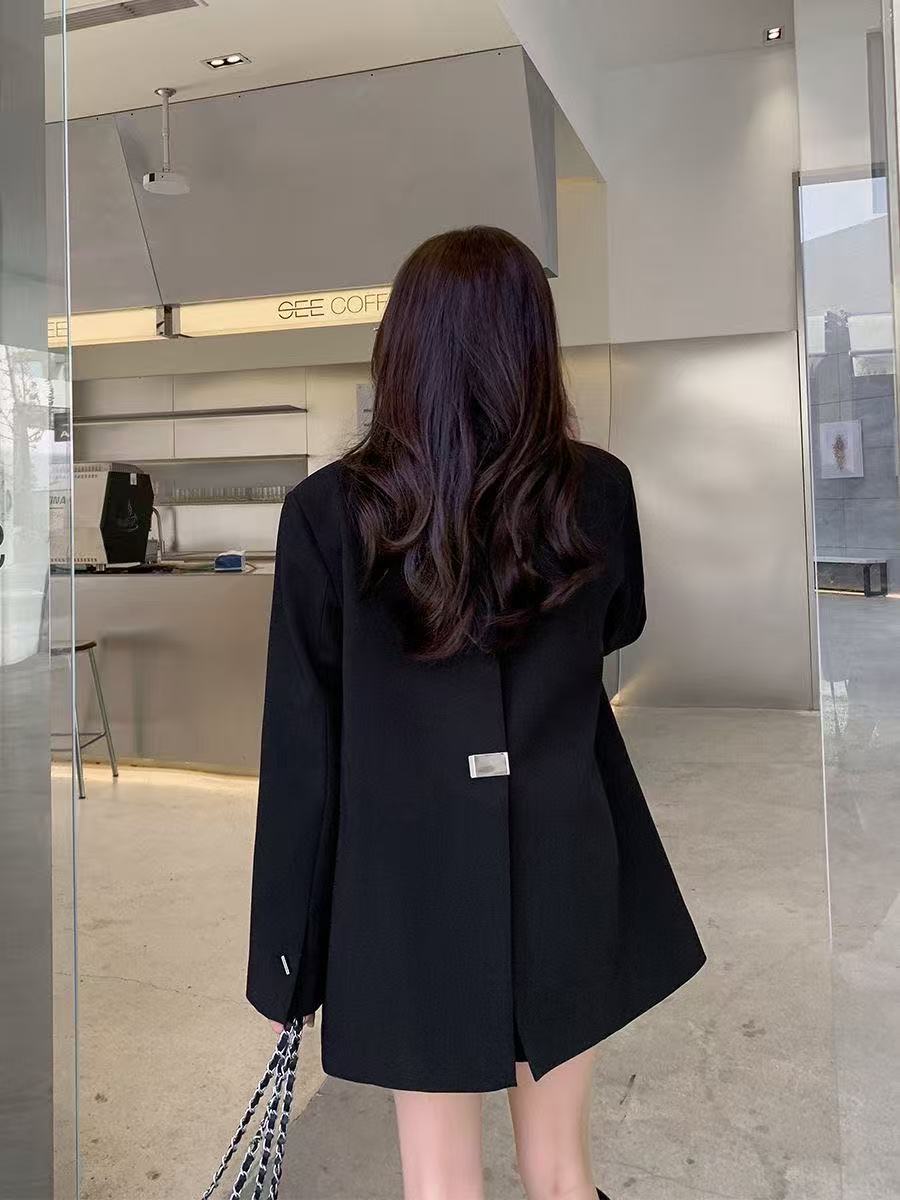 T1469 Women's suits