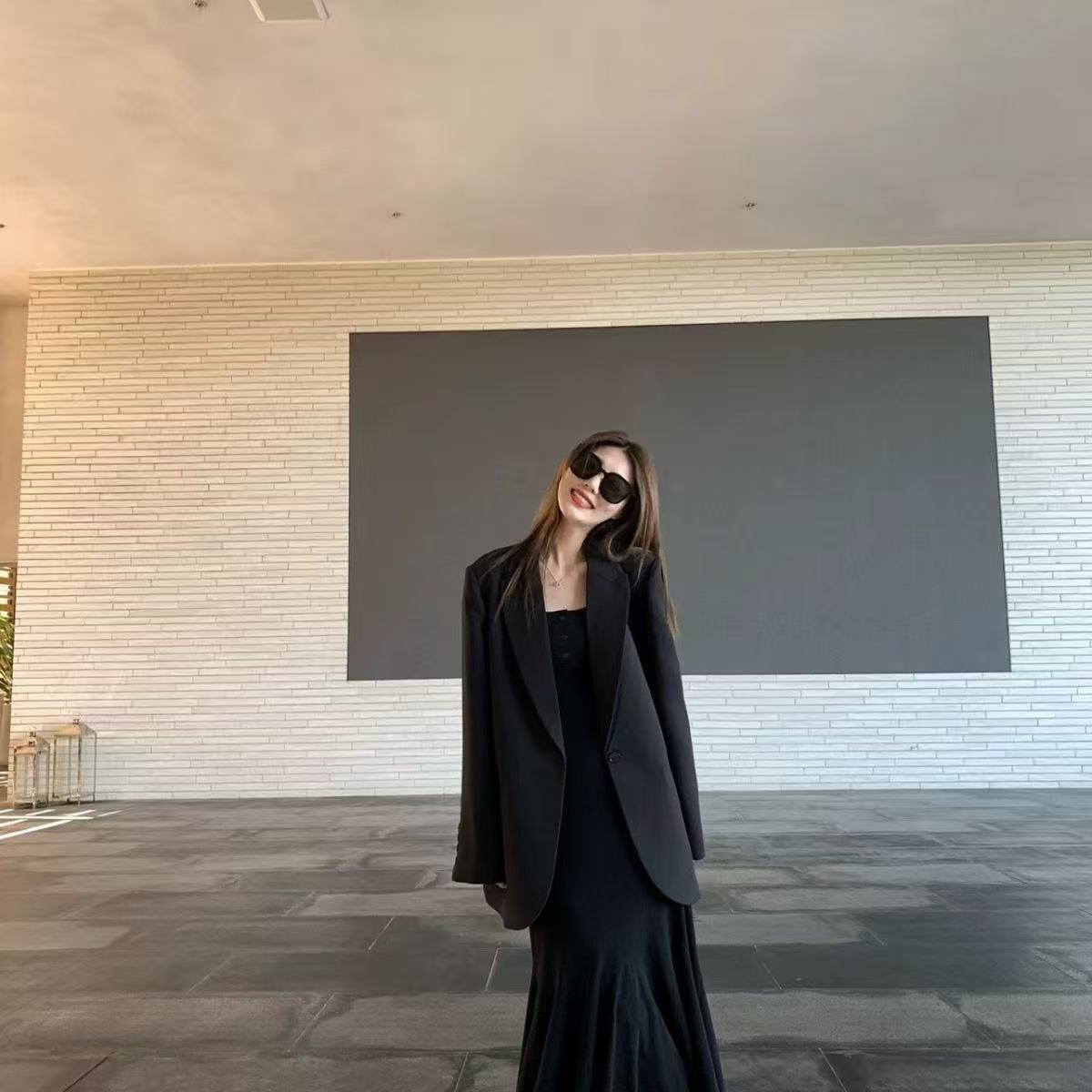 T1479 Women's suits