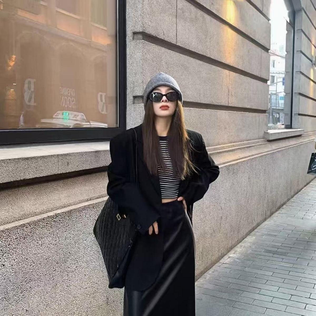 T1484 Women's suits
