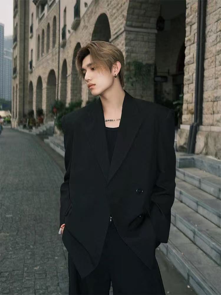 T1498 Men's suits
