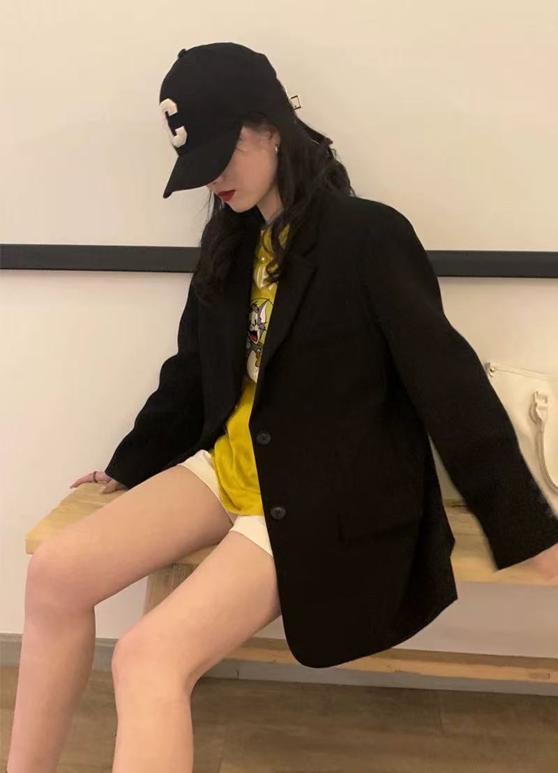 T1579 Women's suits