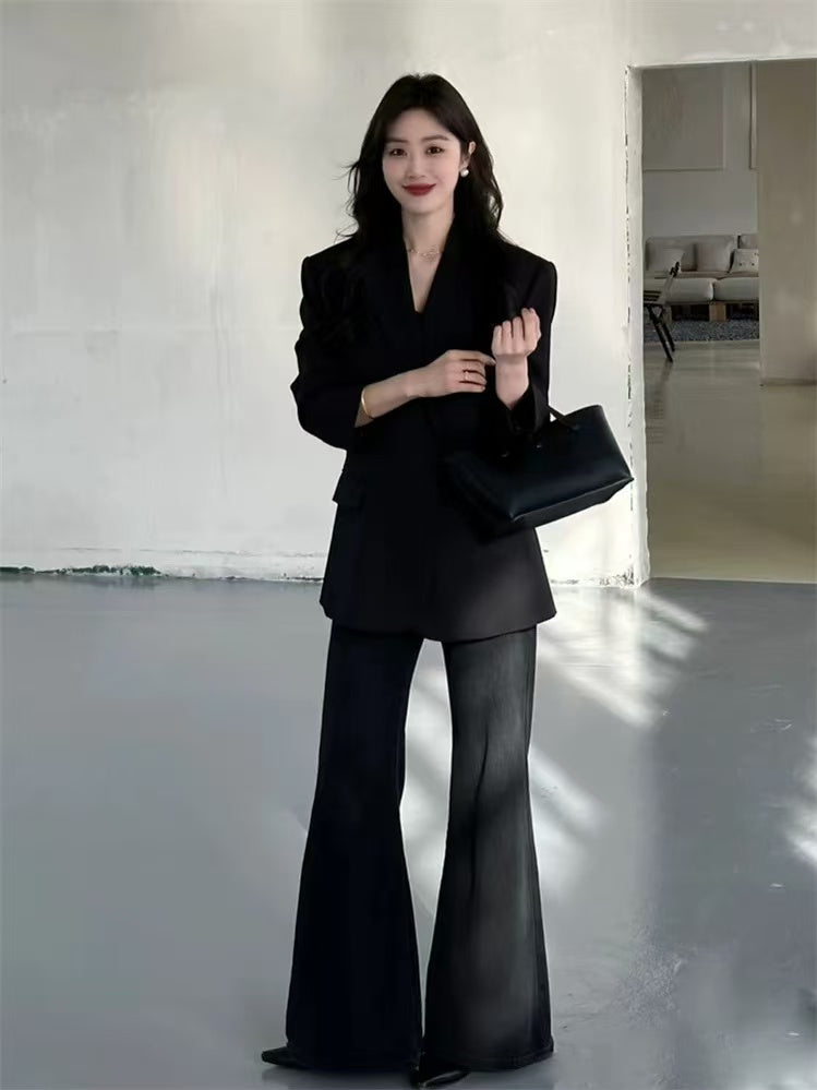 T1651 Women's suits