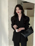T1651 Women's suits