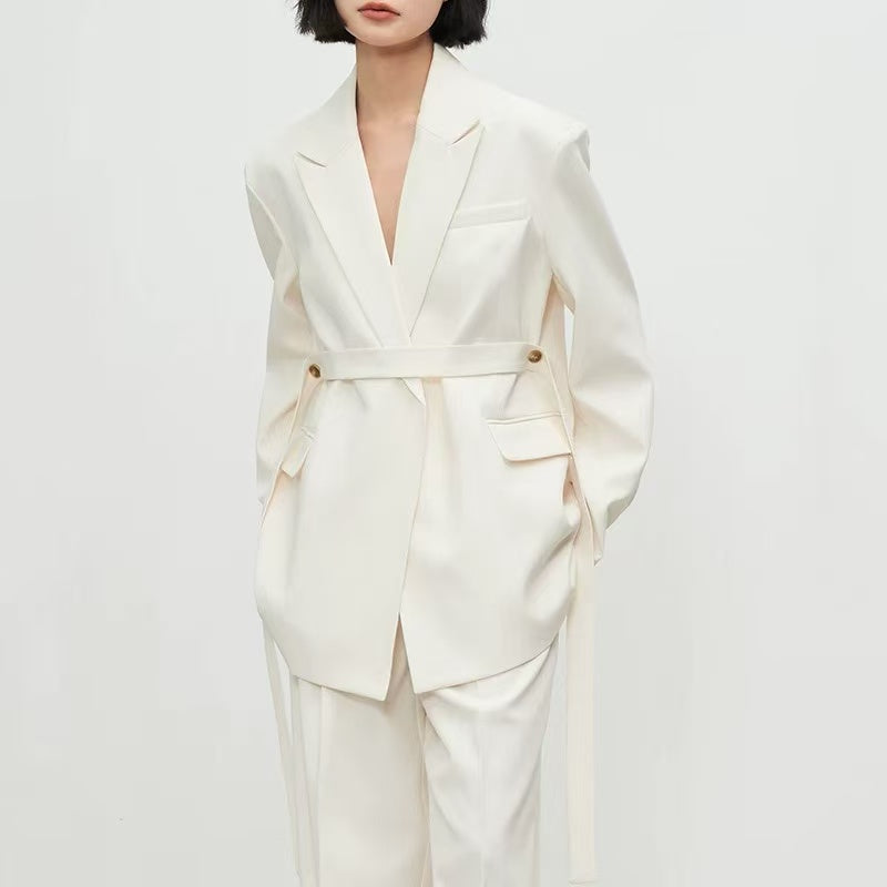 000 Women's suits