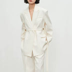 000 Women's suits