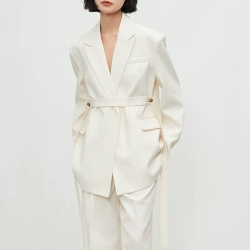 000 Women's suits