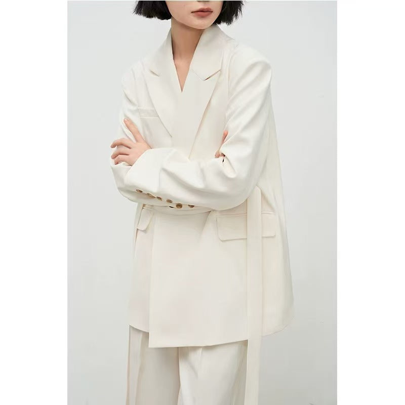 000 Women's suits