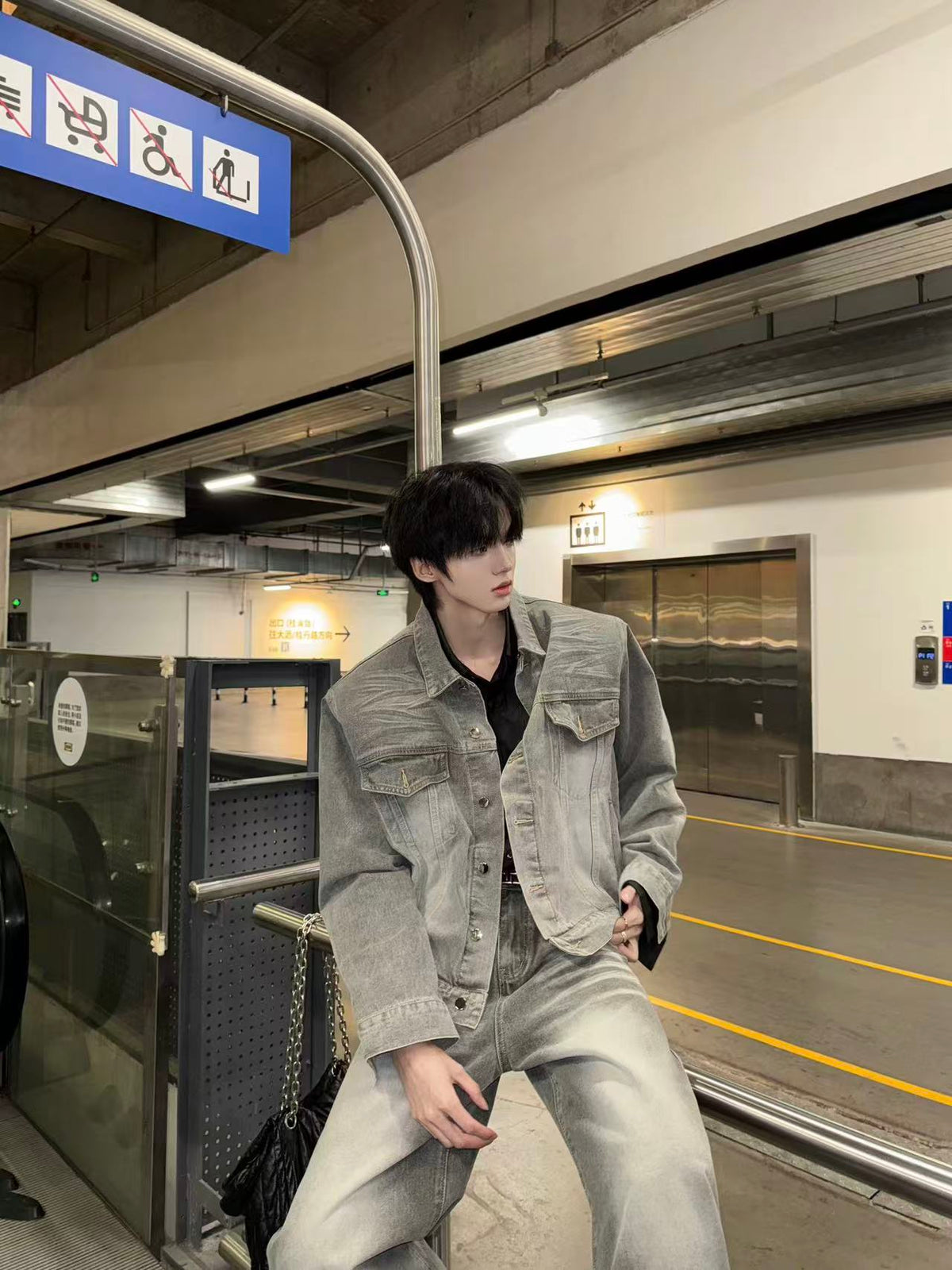 A0008 Men's outerwear
