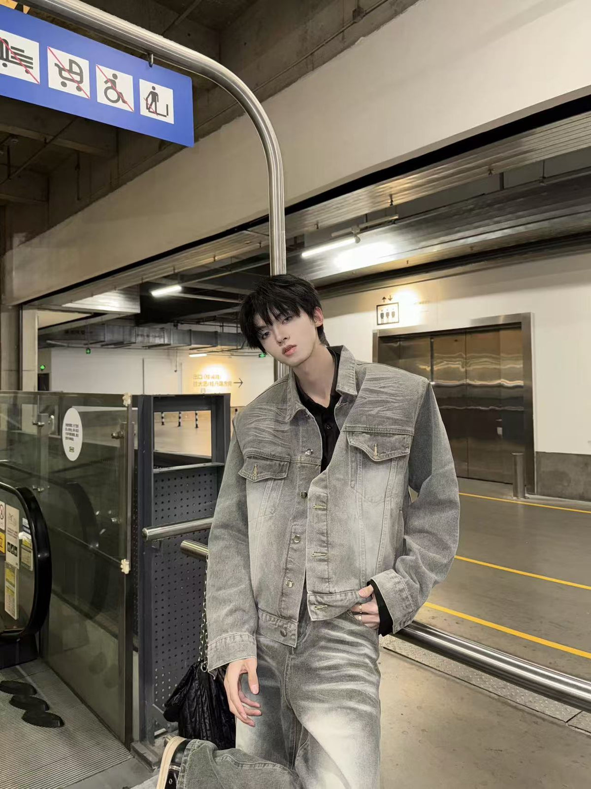 A0008 Men's outerwear