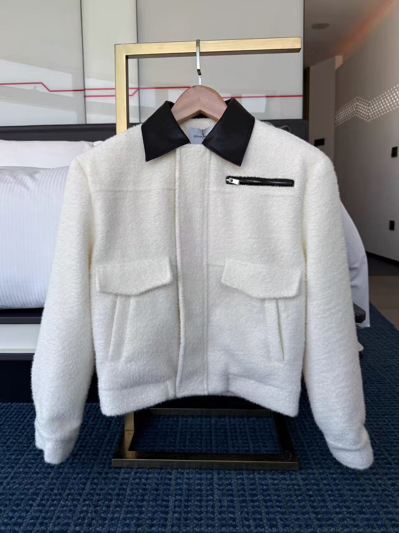 A2342 Men's outerwear